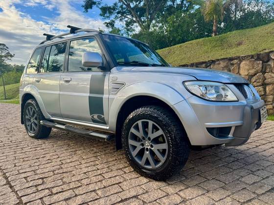 MITSUBISHI PAJERO TR4 2.0 O NEILL 4X4 16V 140CV FLEX 4P AUTOMÁTICO